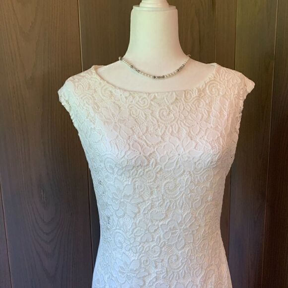 PattyBoutik Lace Overlay Ivory Dress L *NWT* - Picture 3 of 16